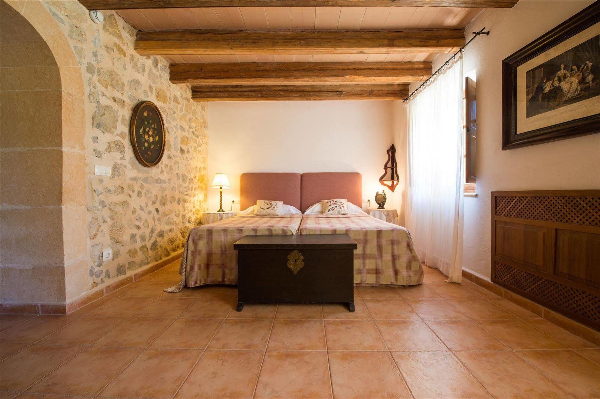 Hotel Rural Can Feliu Porreres Esterno foto