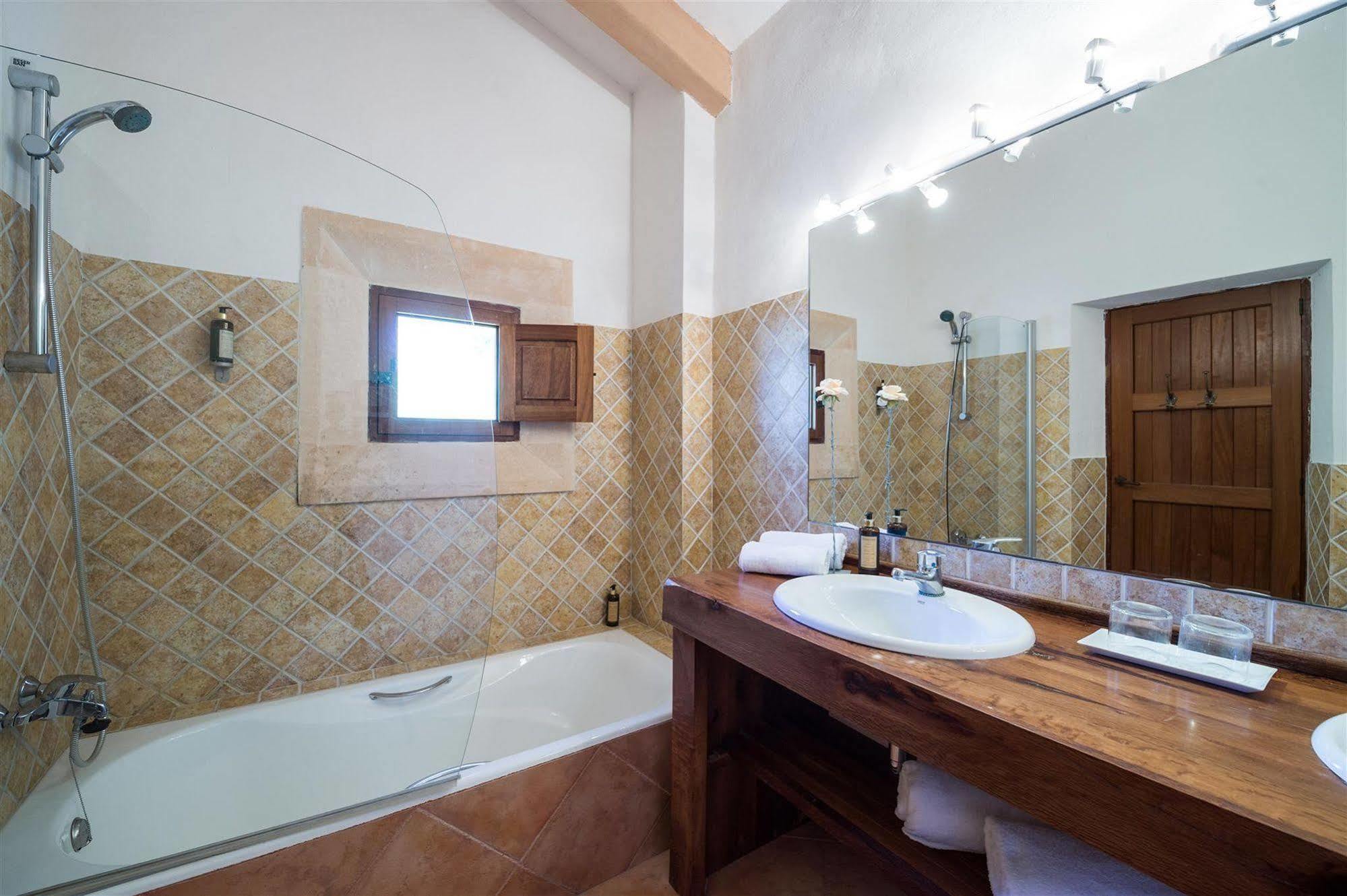 Hotel Rural Can Feliu Porreres Esterno foto